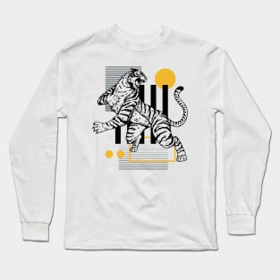 Retro 80s Black & Gold Tiger on the Attack // Vintage Geometric Shapes Background Long Sleeve T-Shirt